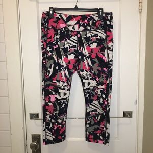 Lululemon Pace Rival Crop, size 10